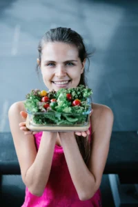 פירות וירקות טריים לשיפור מצב הרוח והאושר