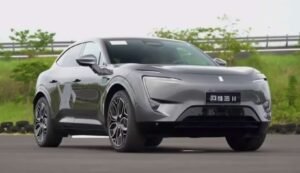 הרכבים החשמליים הסינים ישלטו